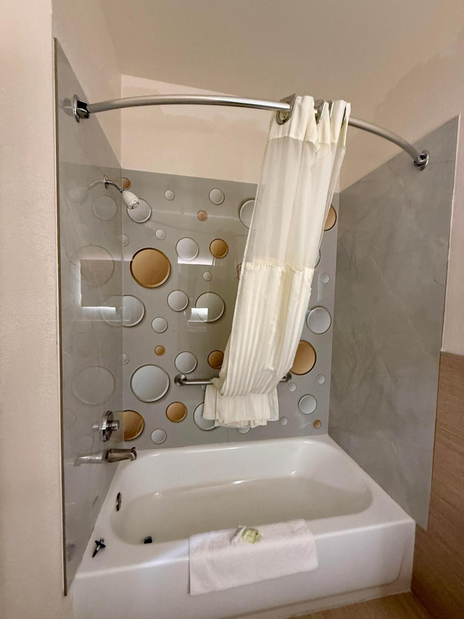 Baymont By Wyndham تكساس سيتي المظهر الخارجي الصورة