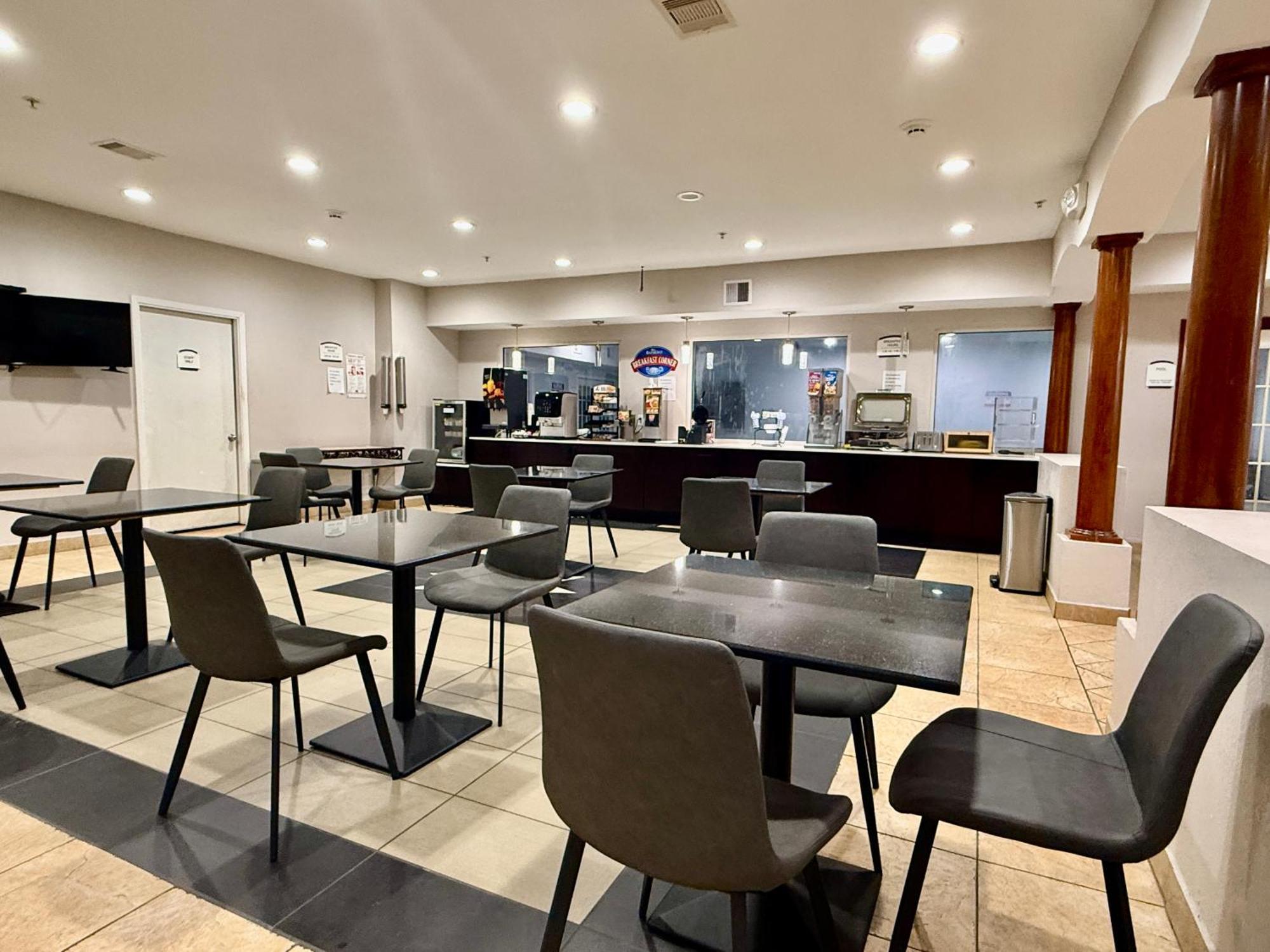 Baymont By Wyndham تكساس سيتي المظهر الخارجي الصورة